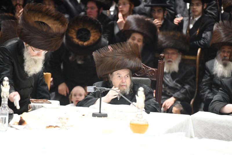 אנשיל בעק וא.מ.ש