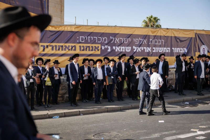 דניאל נפוסי ודוד מנדלסון