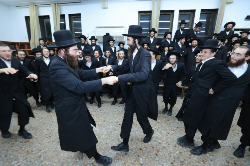 שמואל עמית