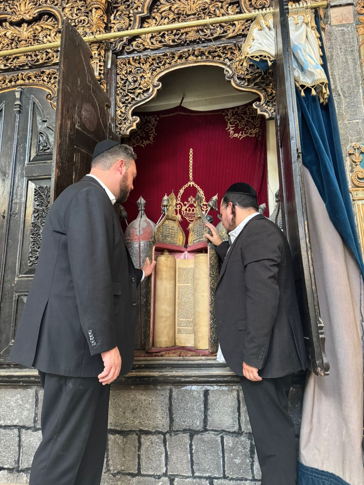 באדיבות המצלם