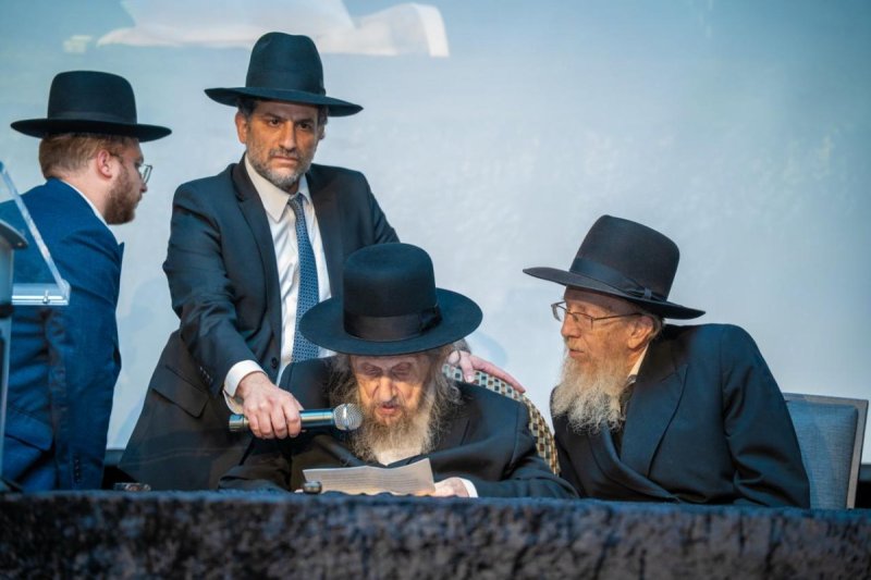 דניאל נפוסי ומאיר זלזניק