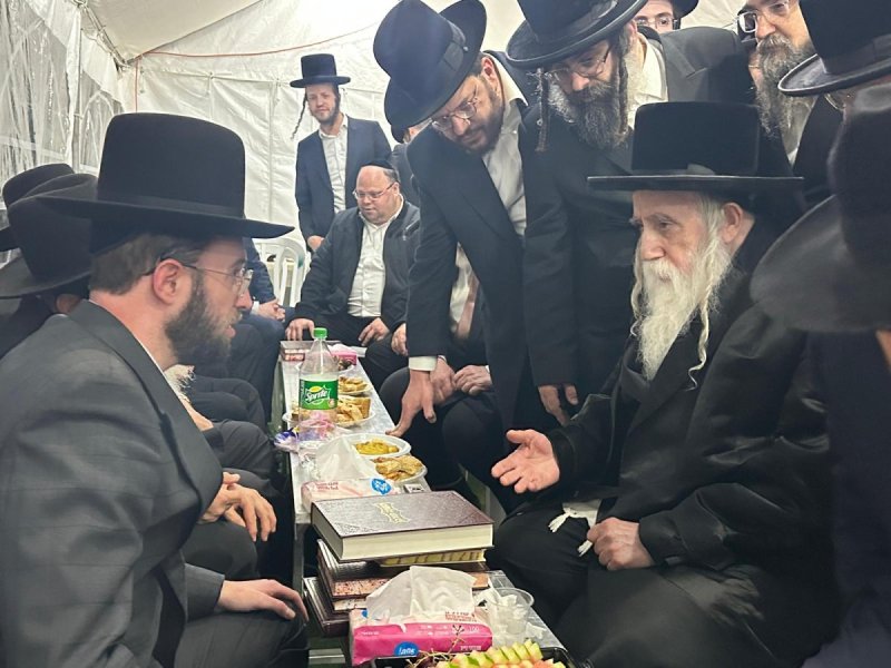 באדיבות המצלם