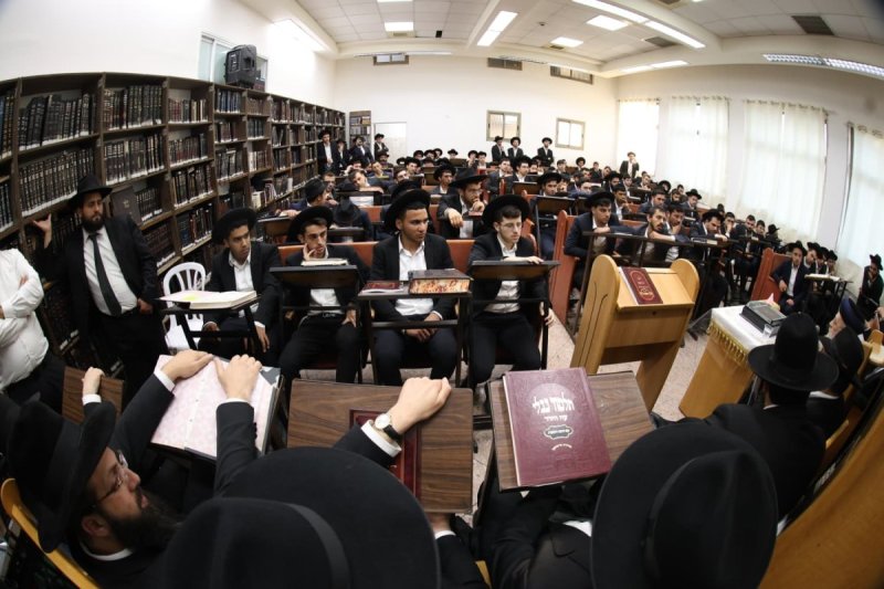 באדיבות המצלם