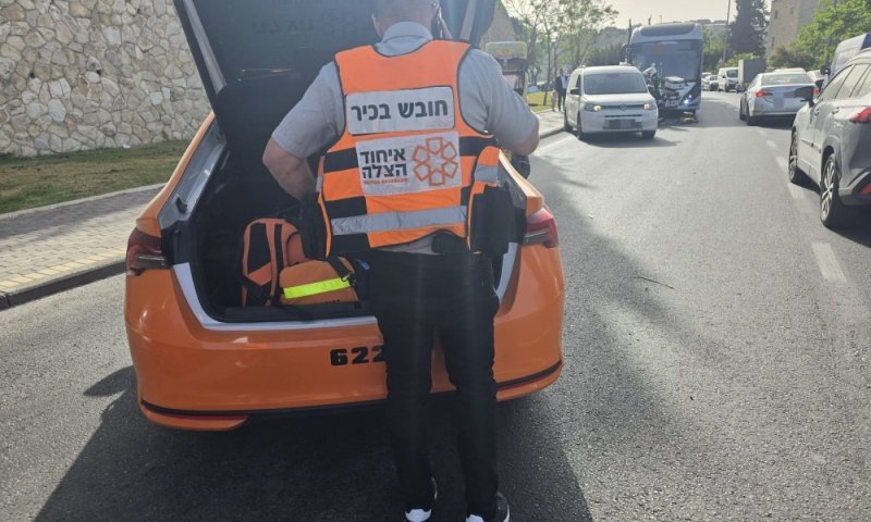 מפגיעת רכב בירושלים: נער חרדי בן 15 נפצע בינוני