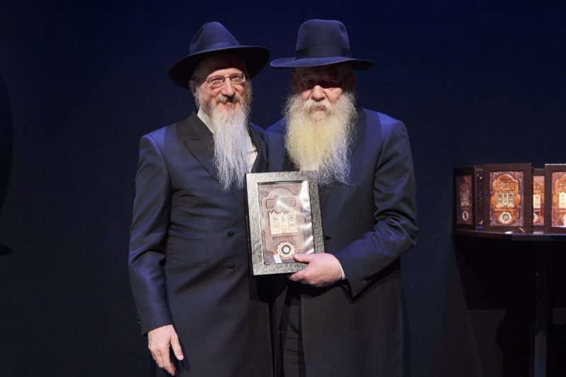 דמיטרי לובאייב