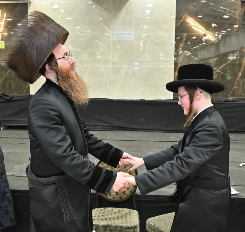 באדיבות המצלם