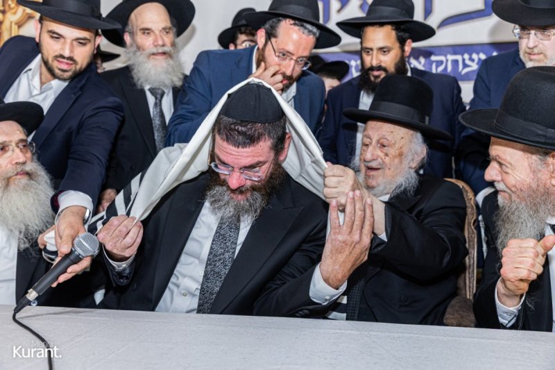 מענדי קורנט