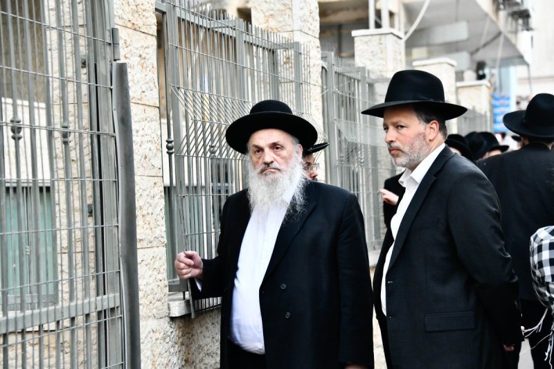 שוקי לרר