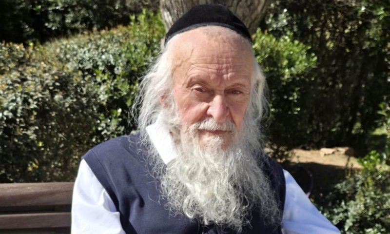 שריד לדור דעה: הגר"א בן זימרא זצ"ל ראש כולל הרדב"ז