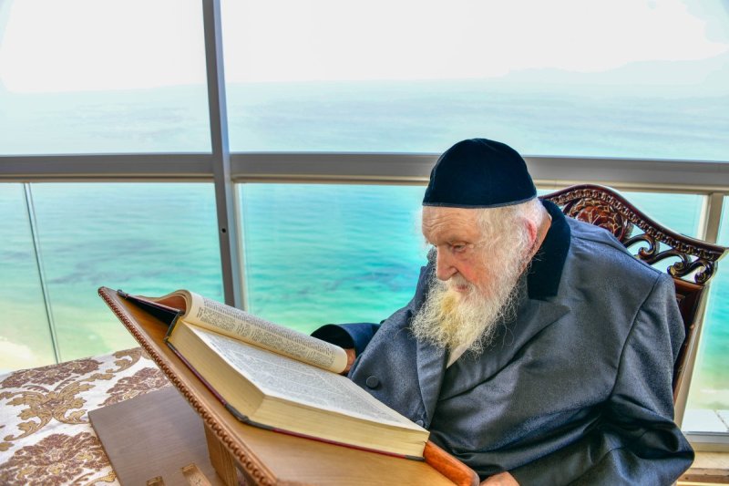 שוקי לרר