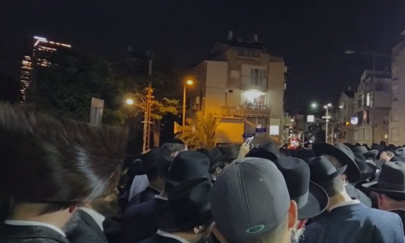 לאחר שבוע של מאבק בעקבות האסון בתאונה המחרידה, נפטרה מרת איילה דוידזון שאיבדה את תינוקה בן החודש 