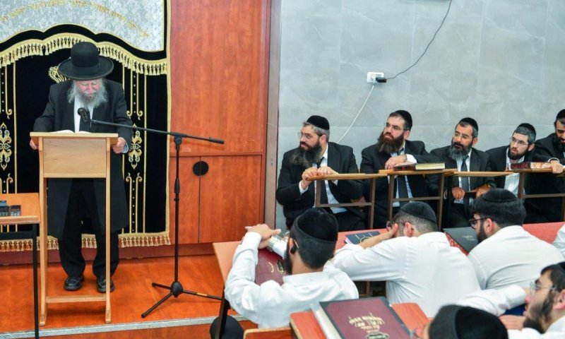 הגר"א פילץ בשיחה ב"אוהל תורה": "הרדיפה נובעת מקנאה בלבד"