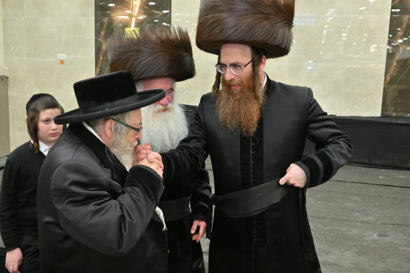 באדיבות המצלם