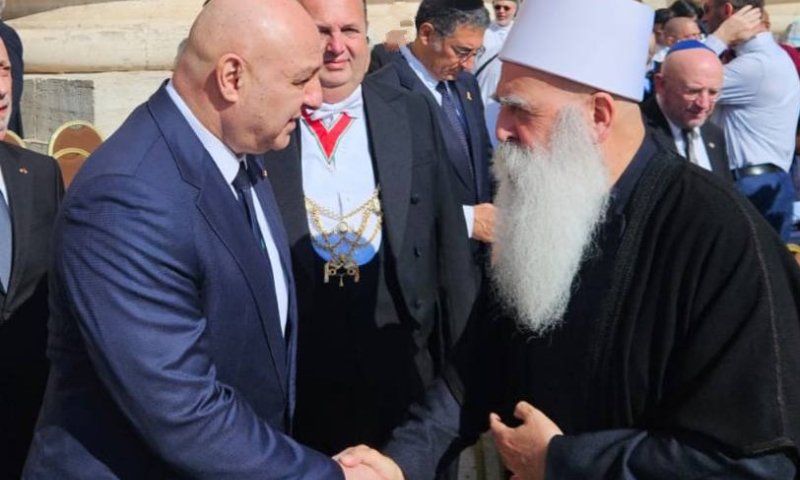 זעם בלשכת נשיא לבנון על הכתב הישראל: "רועי קייס שקרן"