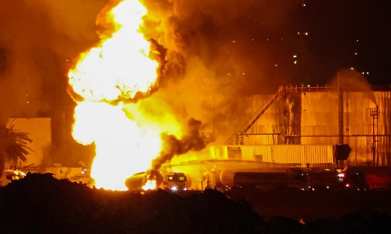 הפגיעה בבתי הזיקוק - משמעותית: "כל מתקני בית הזיקוק הודממו"