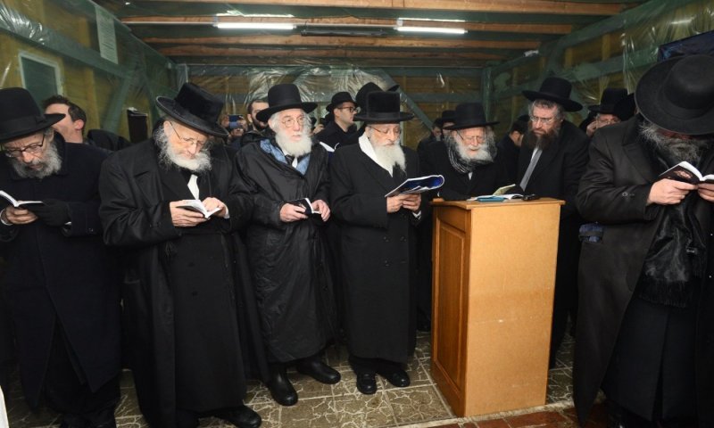 השם שלכם יוזכר במעמד תפילה היסטורי בראדין: ואתם לא משלמים על זה שקל 