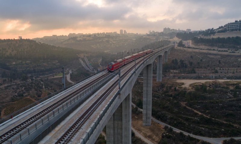 זה לא חלום: כך תגיעו מחיפה לתל אביב ב-30 דקות