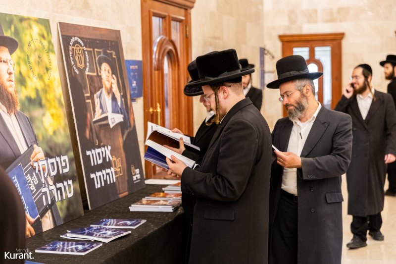 מענדי קורנט